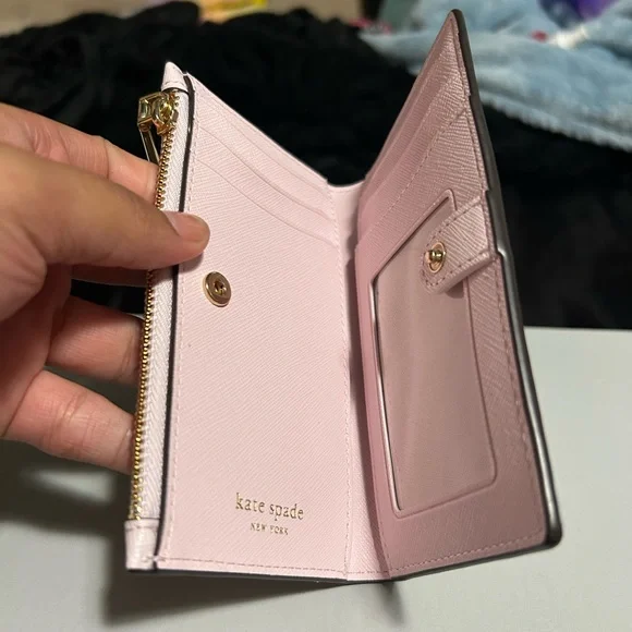 Kate Spade Light Pink Card Wallet - Picture 3 of 3